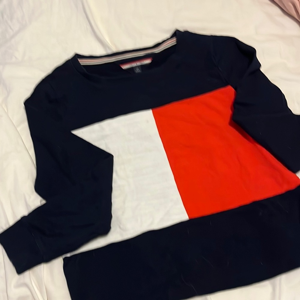 Tommy Hilfiger flag womans sweater knit top sweatshirt - - gently worn Small